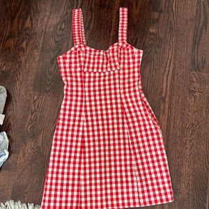 Zara red gingham dress never worn!! I absolutely love just doesn’t fit me